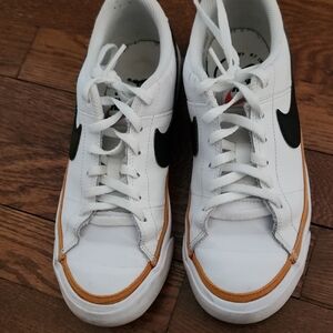 Nike White and Black Sneakers with Orange Trim